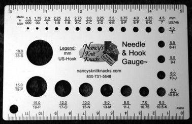 Big Knitting Needles Gauge Mini-Tool - Sealed with a Kiss